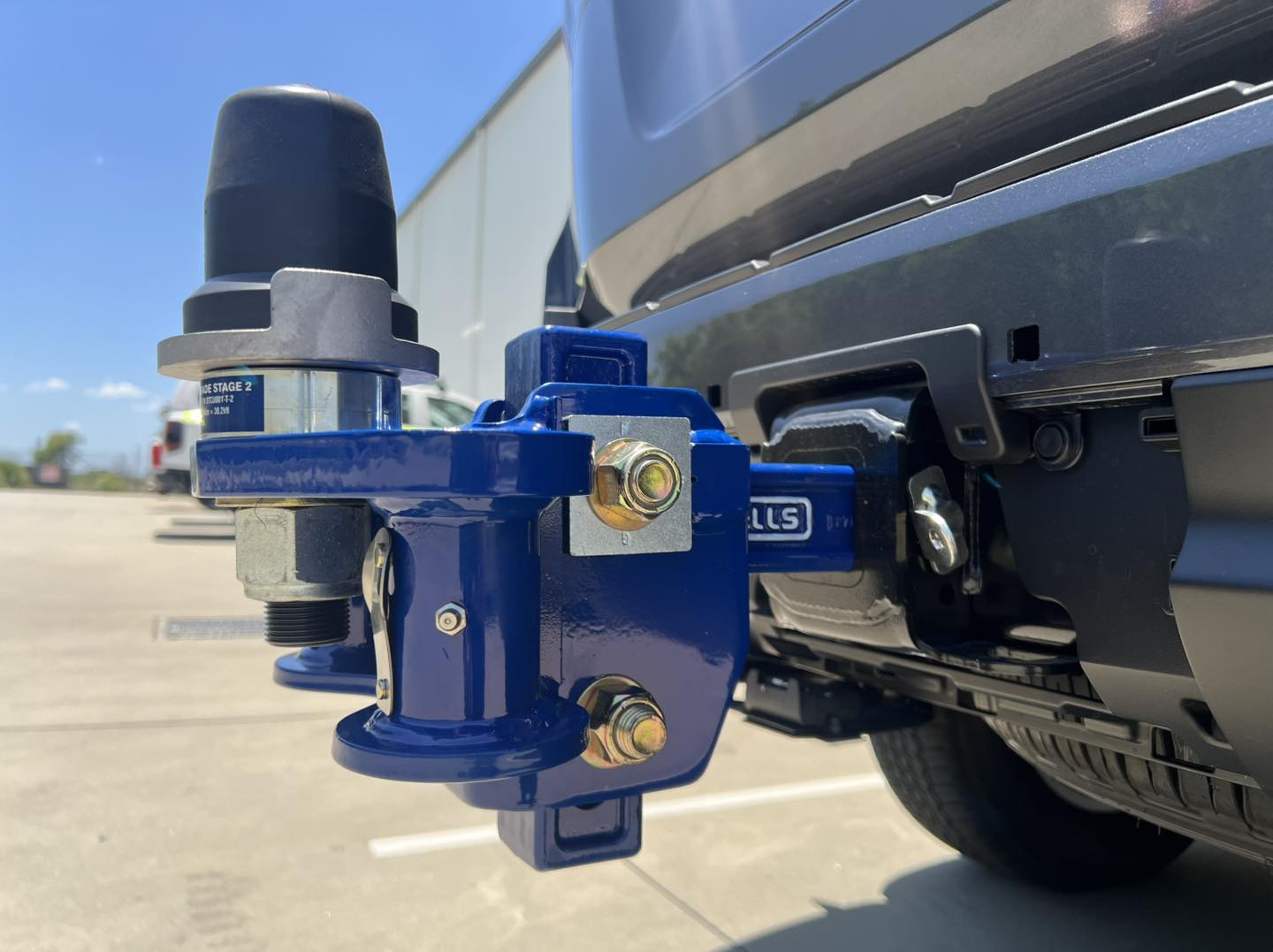 Tow Bars/Steps